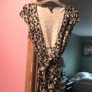 Ann Taylor Black and White Wrap Midi Dress